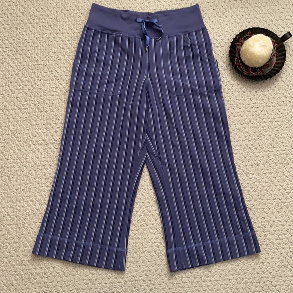Lululemon Rare Be Still Crop 2